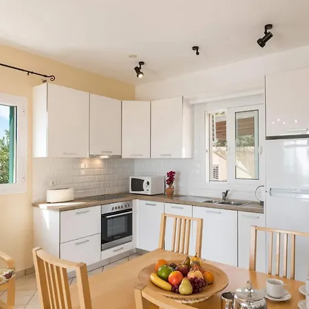 Villa Hespera By